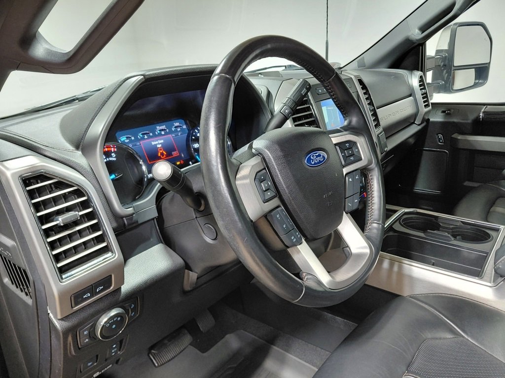 Used 2021 Ford F350 Platinum w/ Tremor Off-Road Package image 31