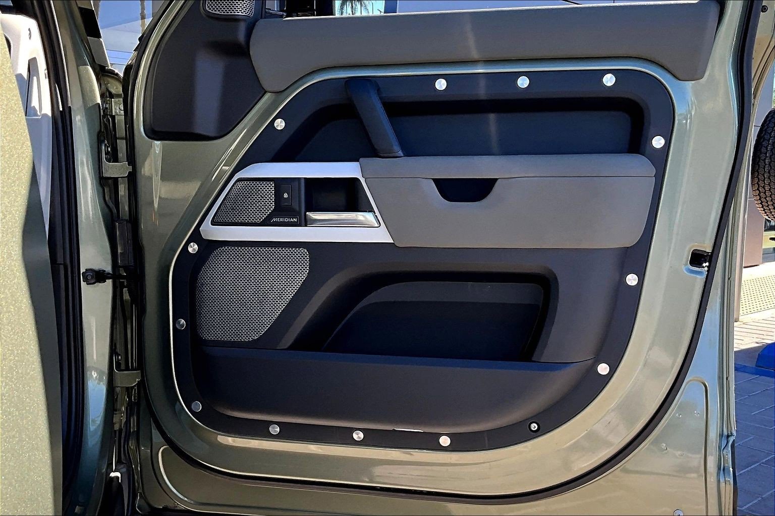 Used 2020 Land Rover Defender 110 S image 23