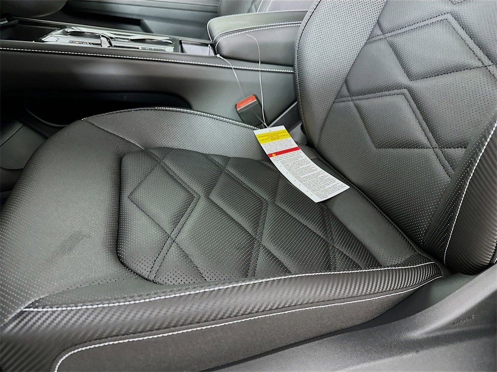 New 2025 Volkswagen Atlas Cross Sport SE image 8