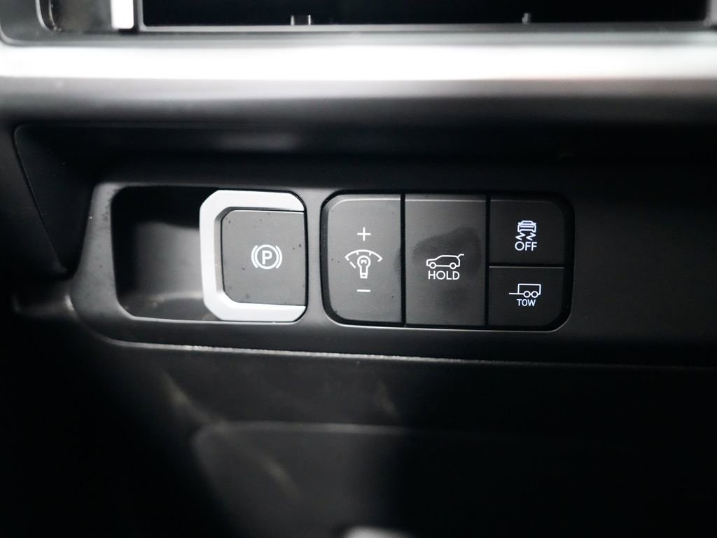 Used 2025 Hyundai Santa Fe XRT AWD/4WD image 21