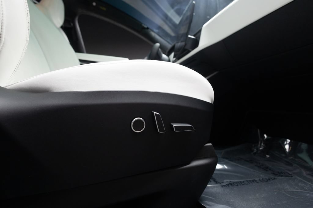 Used 2023 Tesla Model X Plaid AWD/4WD image 39