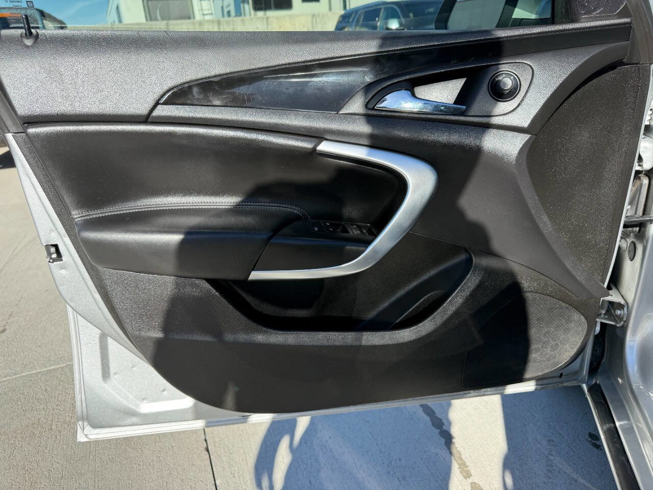 Used 2012 Buick Regal Leather image 27