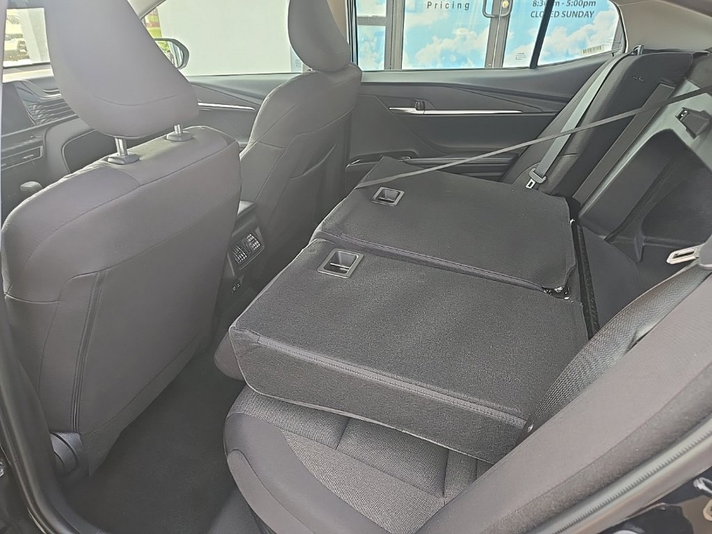 Used 2025 Toyota Camry LE FWD image 27