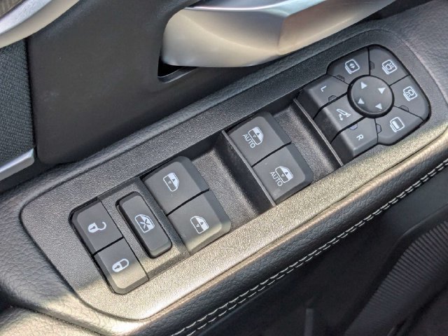 New 2026 RAM 3500 Big Horn AWD/4WD image 23