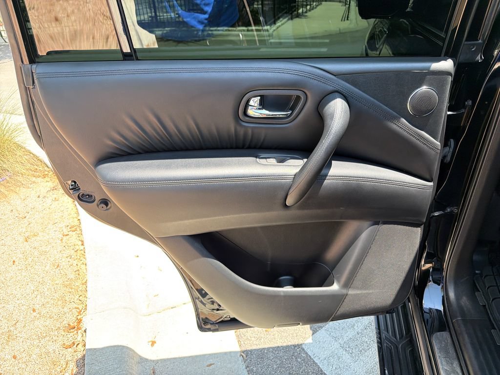 Used 2023 Nissan Armada SL w/ Midnight Edition Package RWD image 35