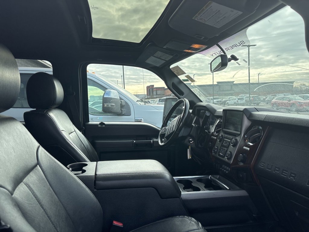 Used 2016 Ford F350 Lariat w/ Lariat Ultimate Package image 5
