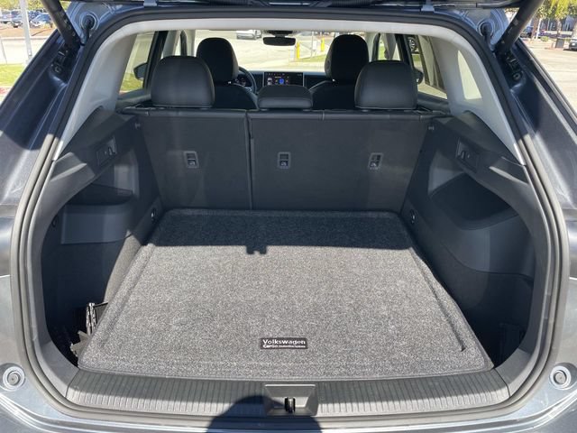 Certified 2026 Volkswagen Tiguan SE FWD image 24
