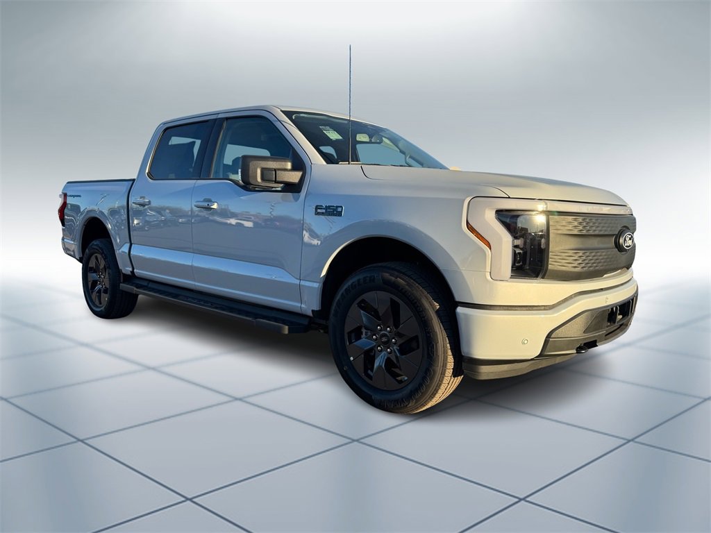 New 2025 Ford F150 Lightning Flash image 2