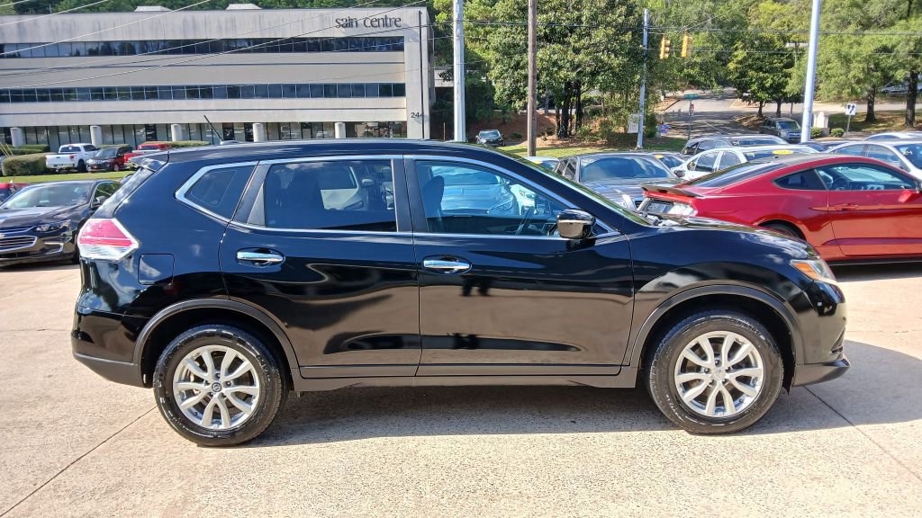 Used 2015 Nissan Rogue S image 8