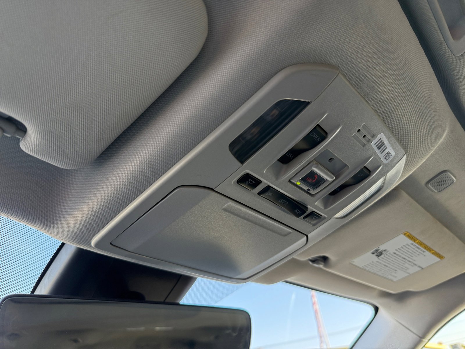 Used 2023 Toyota Highlander Limited image 23