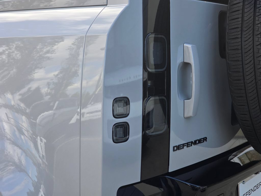 New 2026 Land Rover Defender 110 S AWD/4WD image 36