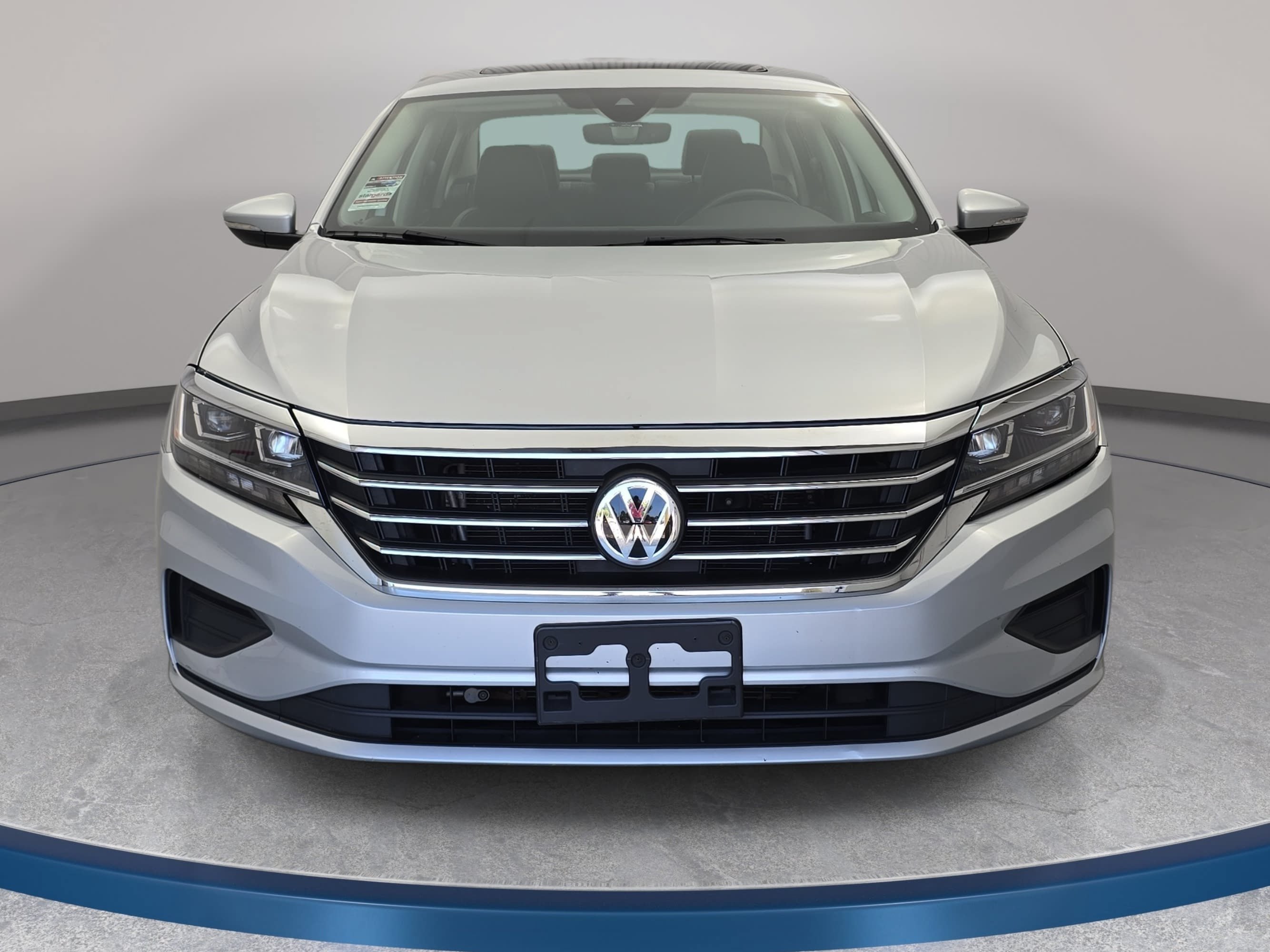 Used 2021 Volkswagen Passat 2.0T SE FWD image 2