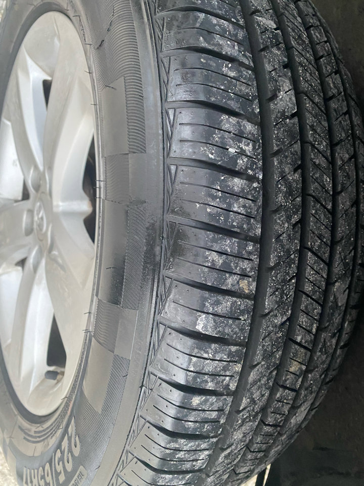 Used 2013 Toyota RAV4 XLE image 14