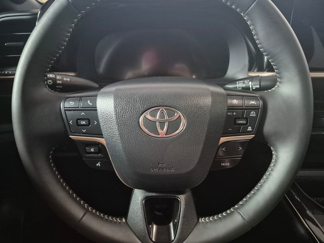 Certified 2026 Toyota Crown AWD/4WD image 18