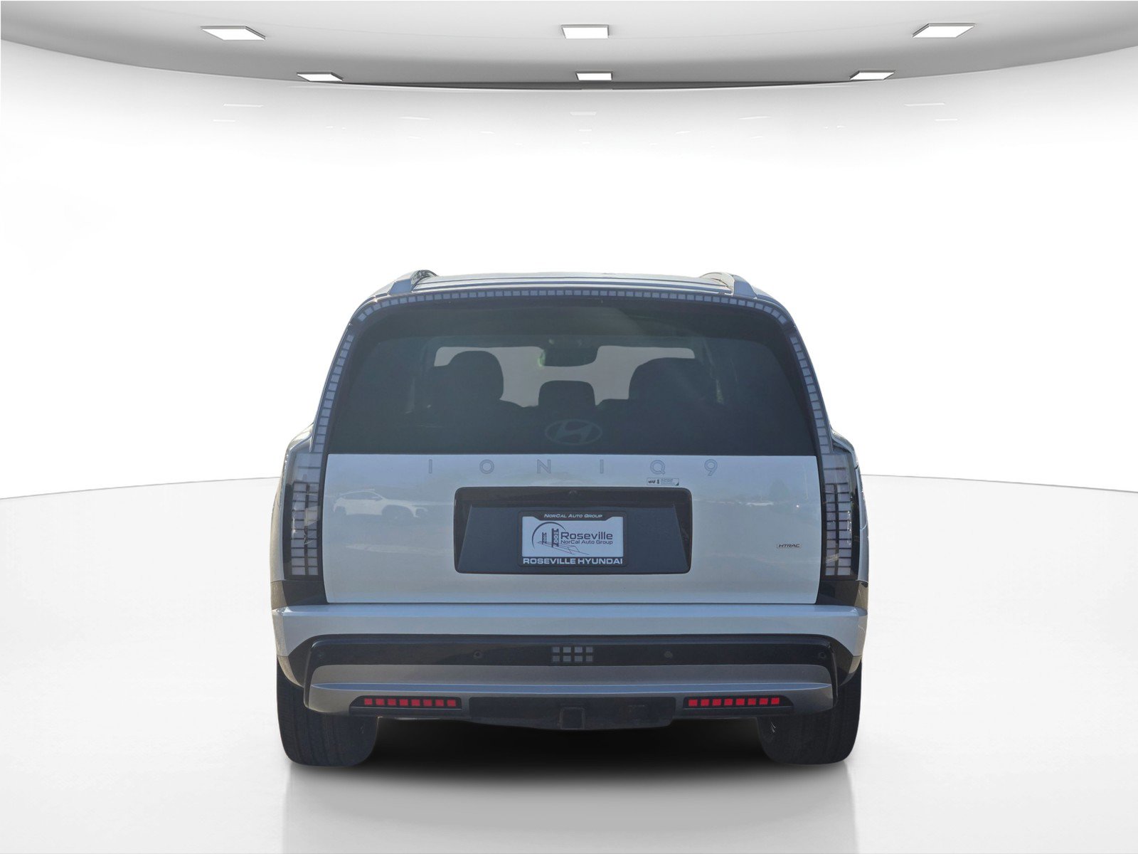 New 2026 Hyundai Ioniq 9 SEL image 5