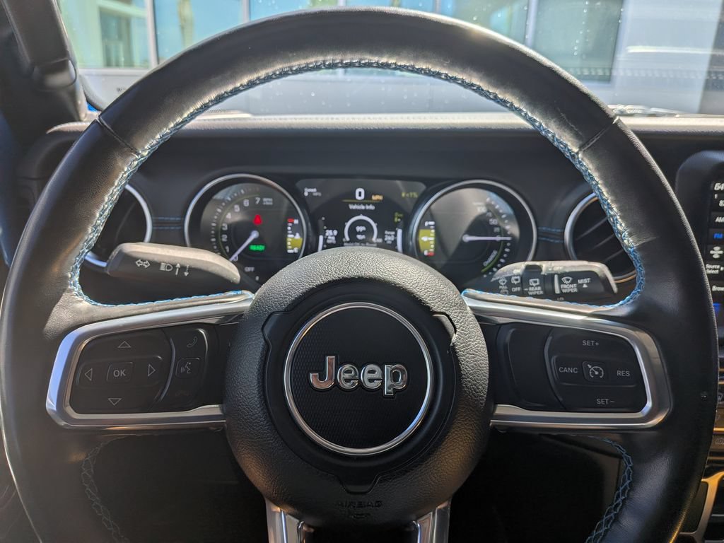 Used 2021 Jeep Wrangler Unlimited Rubicon 4xe w/ Cold Weather Group AWD/4WD image 27