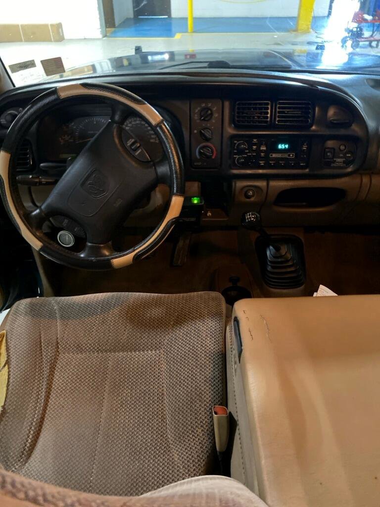 Used 1998 Dodge Ram 2500 Truck 2WD Quad Cab image 10