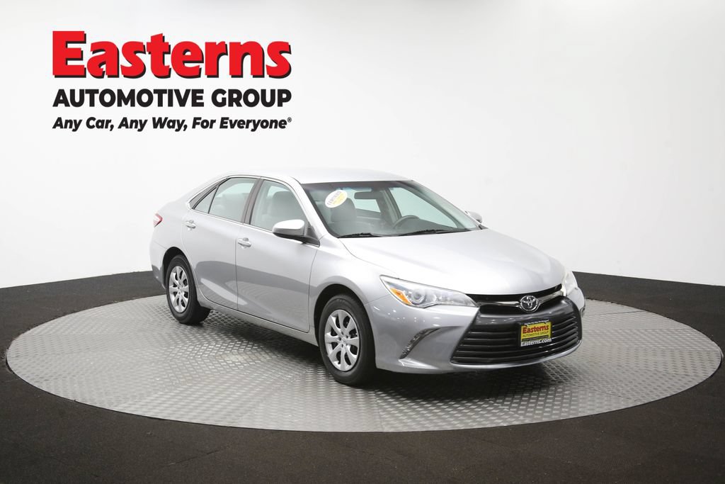 Used 2015 Toyota Camry LE FWD image 48