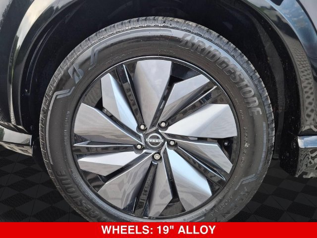 Used 2024 Nissan Ariya AWD image 10