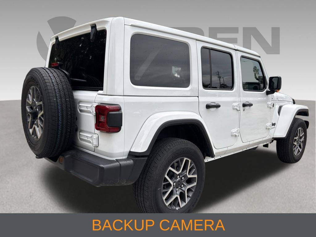 Used 2025 Jeep Wrangler Unlimited Sahara AWD/4WD image 7