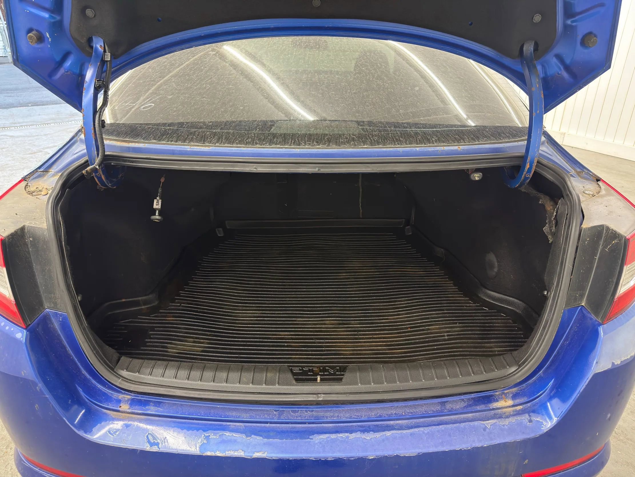 Used 2011 Kia Optima SX w/ Premium Pkg image 18