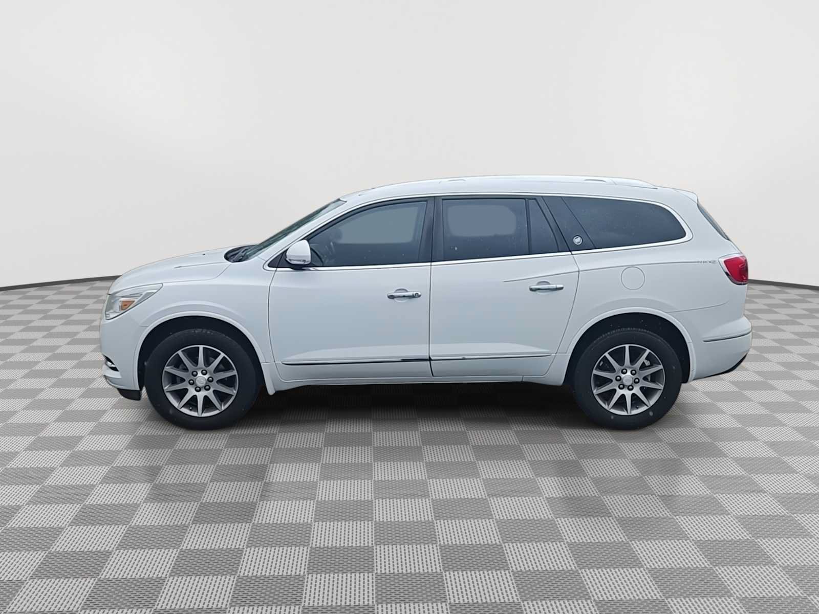 Used 2017 Buick Enclave Leather w/ Trailering Package FWD image 5