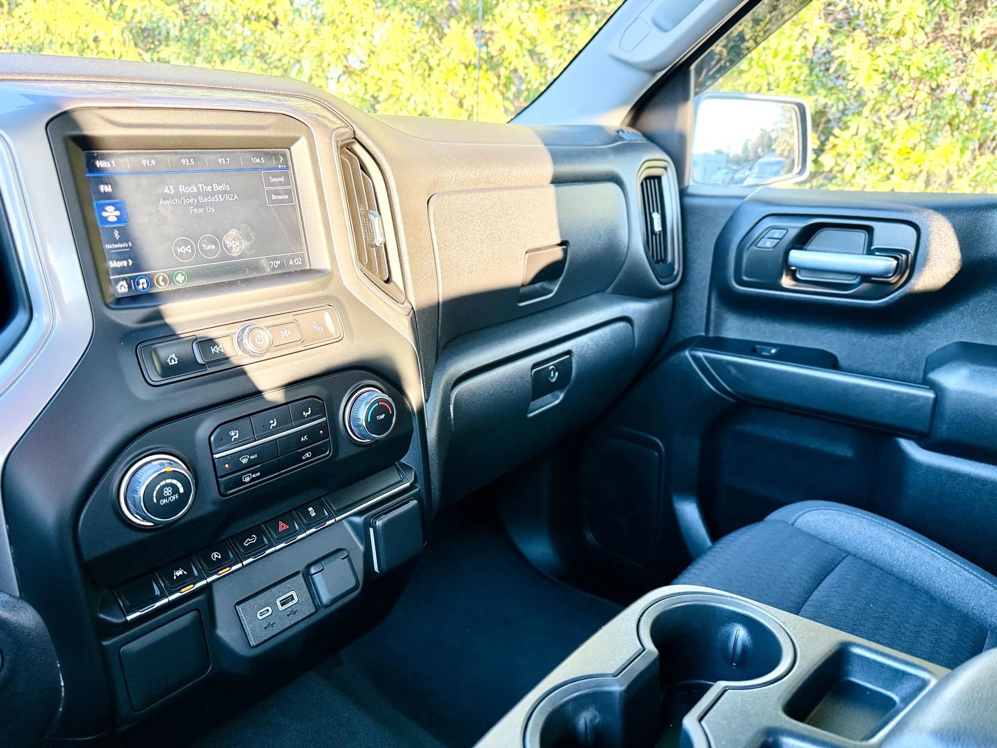 Used 2022 Chevrolet Silverado 1500 Custom image 39