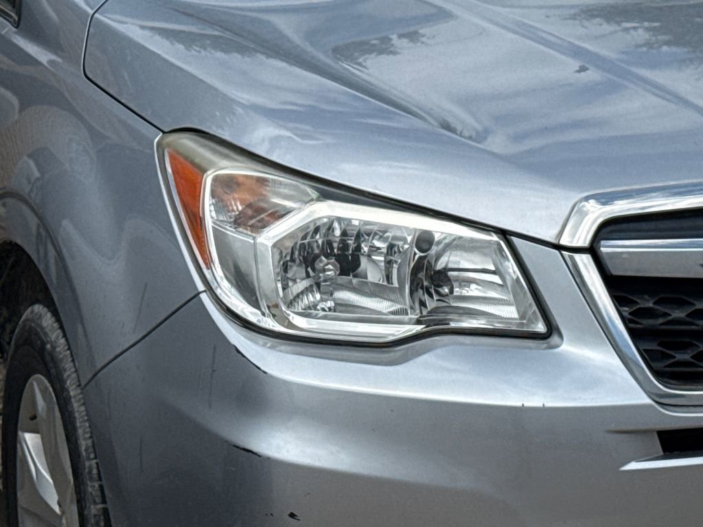 Used 2015 Subaru Forester 2.5i Limited AWD/4WD image 4
