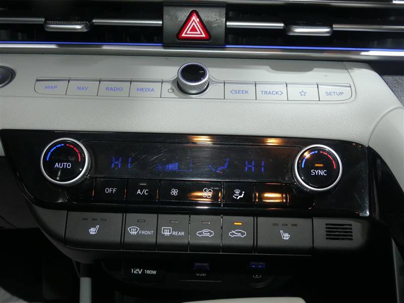 Used 2022 Hyundai Elantra Limited image 37