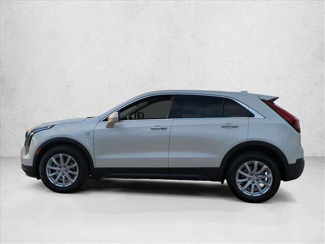 Used 2022 Cadillac XT4 Luxury w/ Driver Awareness Package image 9