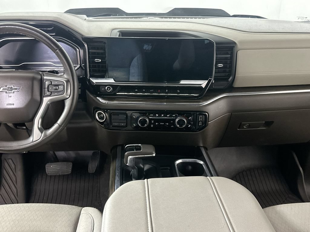 Used 2024 Chevrolet Silverado 1500 LT Trail Boss w/ Convenience Package II AWD/4WD image 20