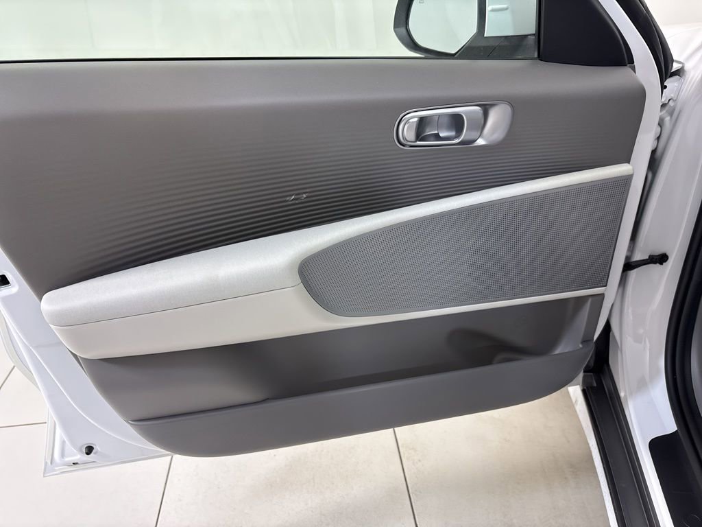 New 2025 Hyundai Ioniq 6 SEL image 16