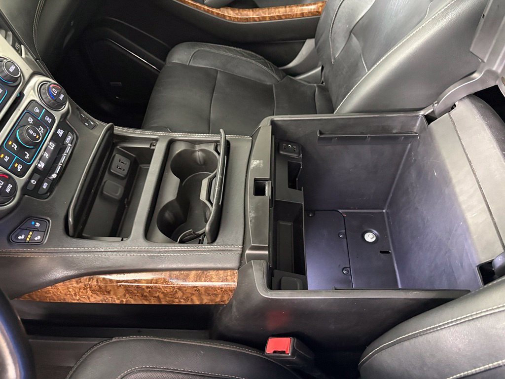 Used 2020 Chevrolet Tahoe Premier AWD/4WD image 35