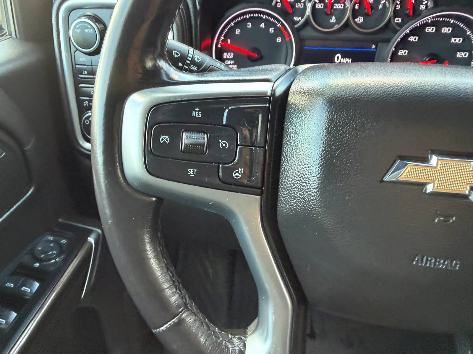Used 2020 Chevrolet Silverado 1500 LT w/ All-Star Edition AWD/4WD image 26