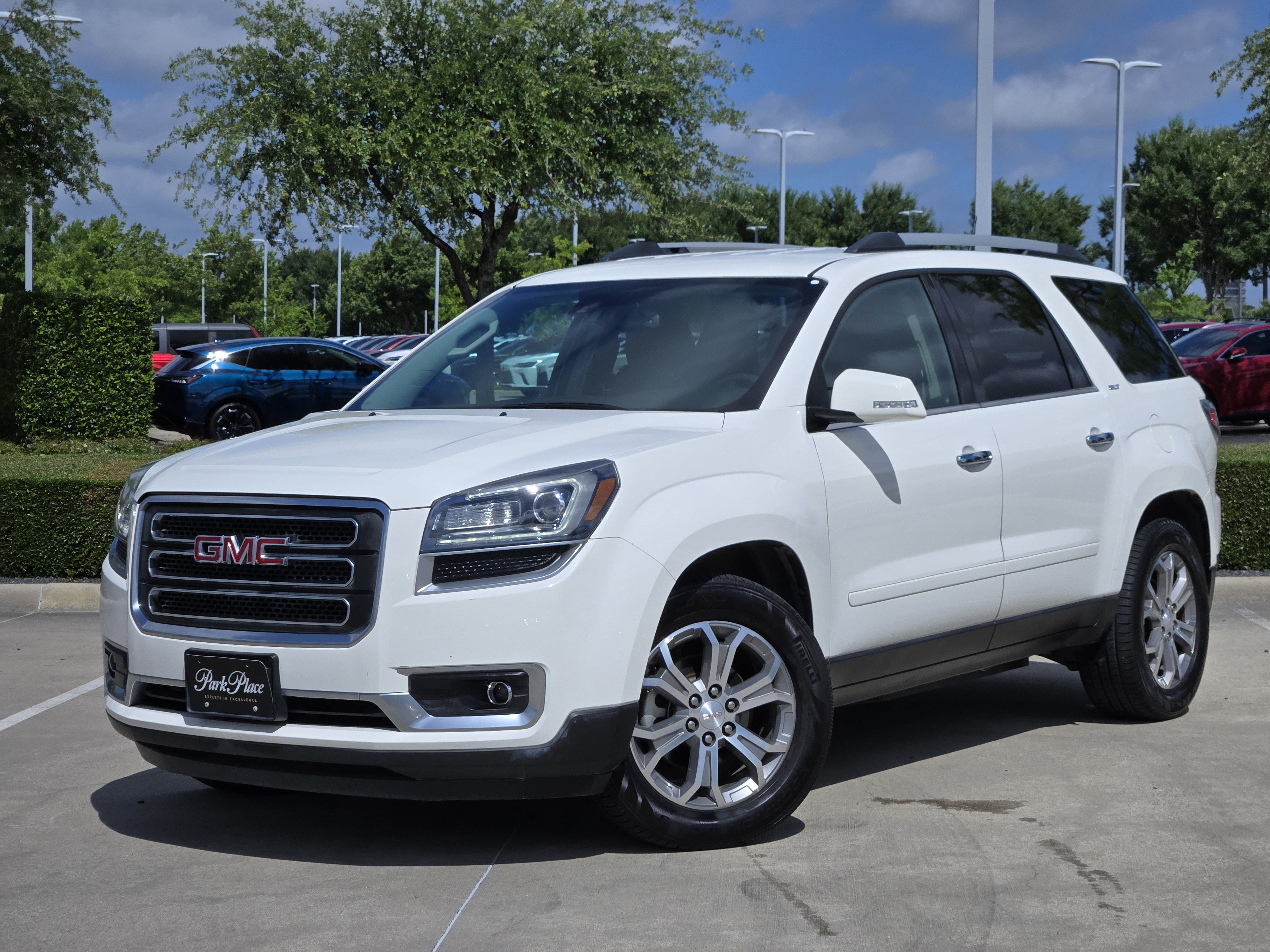 Used 2015 GMC Acadia SLT FWD image 1