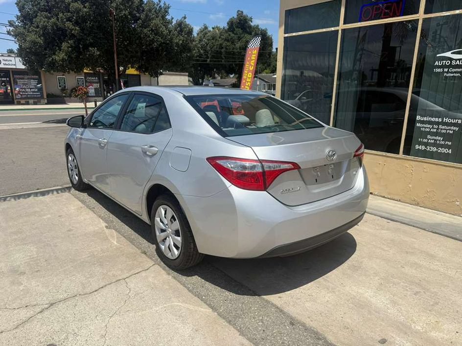 Used 2016 Toyota Corolla LE FWD image 11