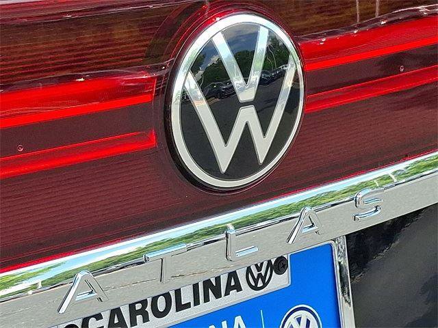 New 2025 Volkswagen Atlas Cross Sport SE image 21