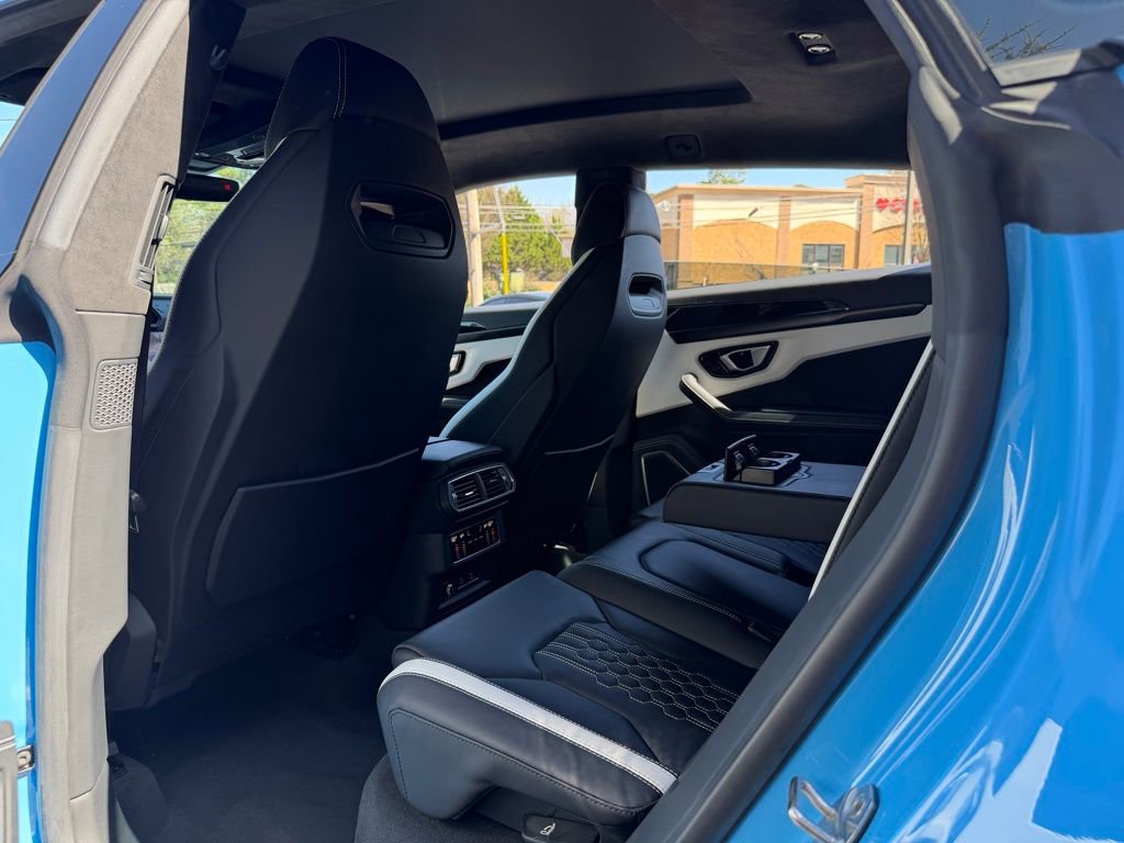 Used 2024 Lamborghini Urus S image 30