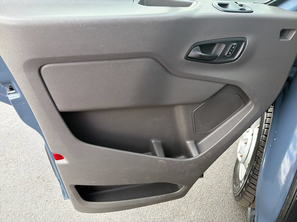 Used 2022 Ford Transit 250 148 High Roof Extended AWD w/ Parcel Delivery Package image 10