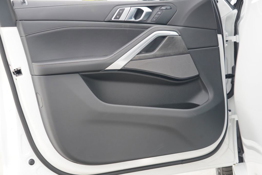 New 2027 BMW X6 xDrive40i AWD/4WD image 8
