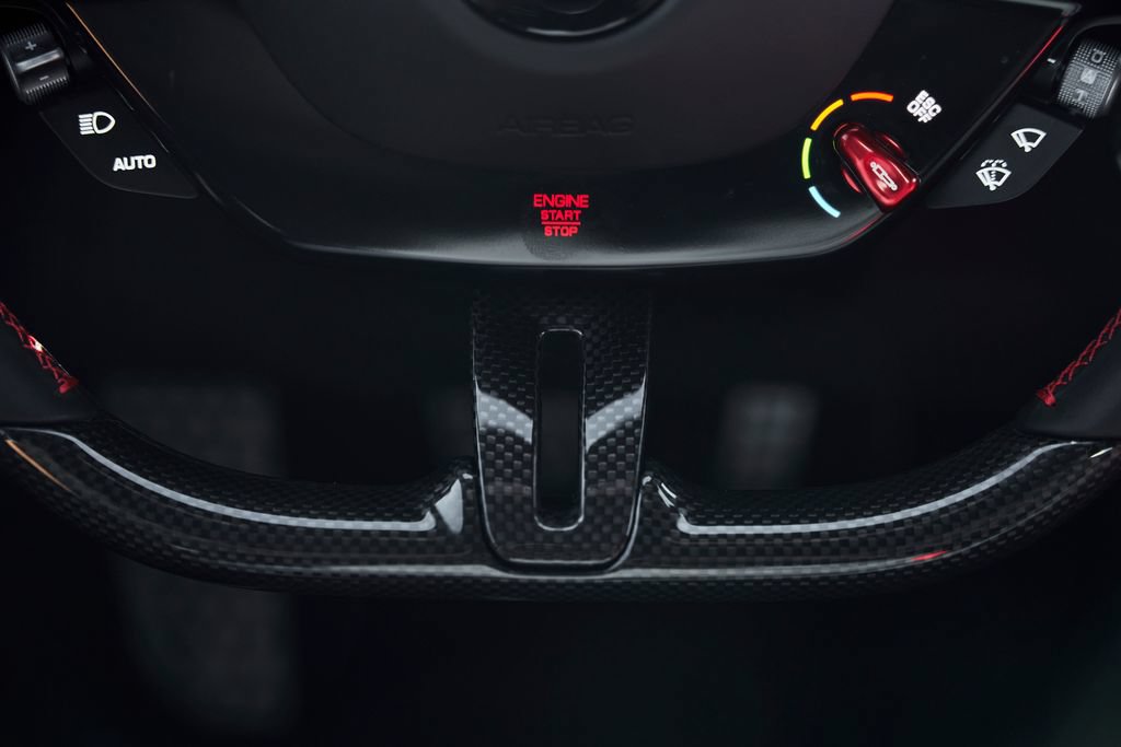 Used 2025 Ferrari 12Cilindri RWD image 54