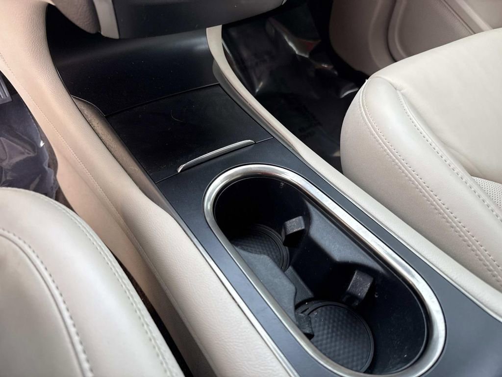 Used 2017 Lincoln MKC Select w/ Select Plus Package image 36