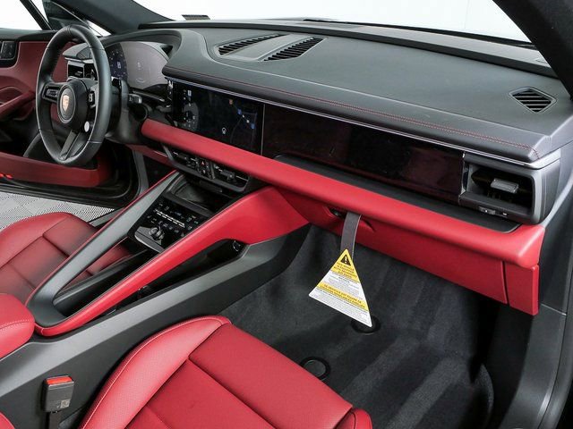 New 2026 Porsche Macan Electric image 24