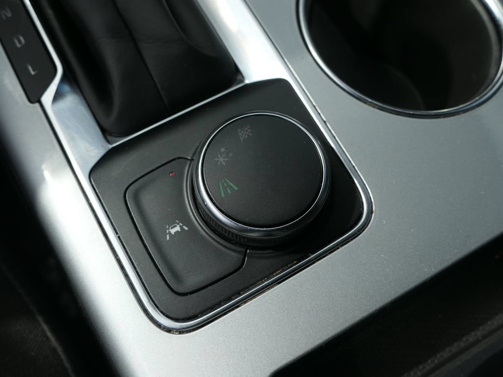 Used 2025 Chevrolet Blazer LT FWD image 19