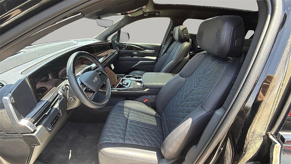 New 2025 Cadillac Escalade IQ Sport 1 w/ Smart Trailering package image 16