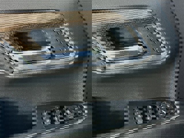 Used 2024 Chevrolet Silverado 1500 LT Trail Boss w/ Convenience Package II image 18