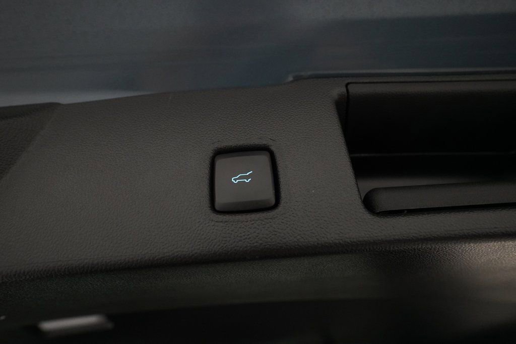 Used 2023 Ford Escape Platinum image 15