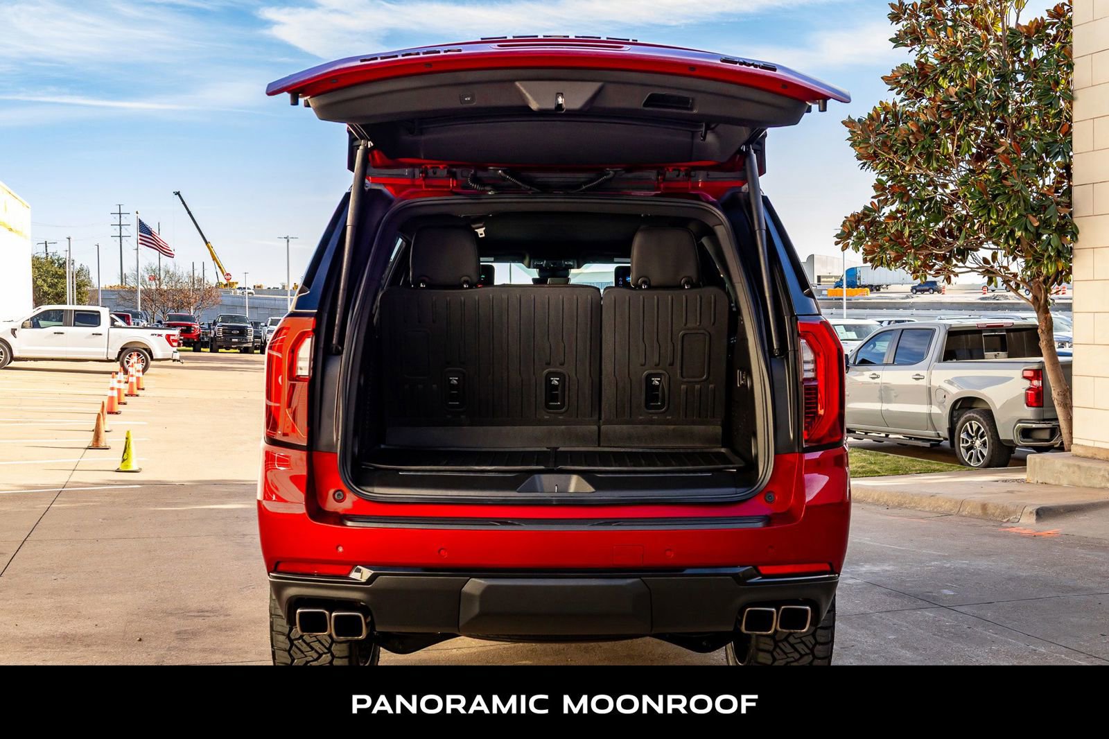 Used 2025 GMC Yukon Denali Ultimate image 9