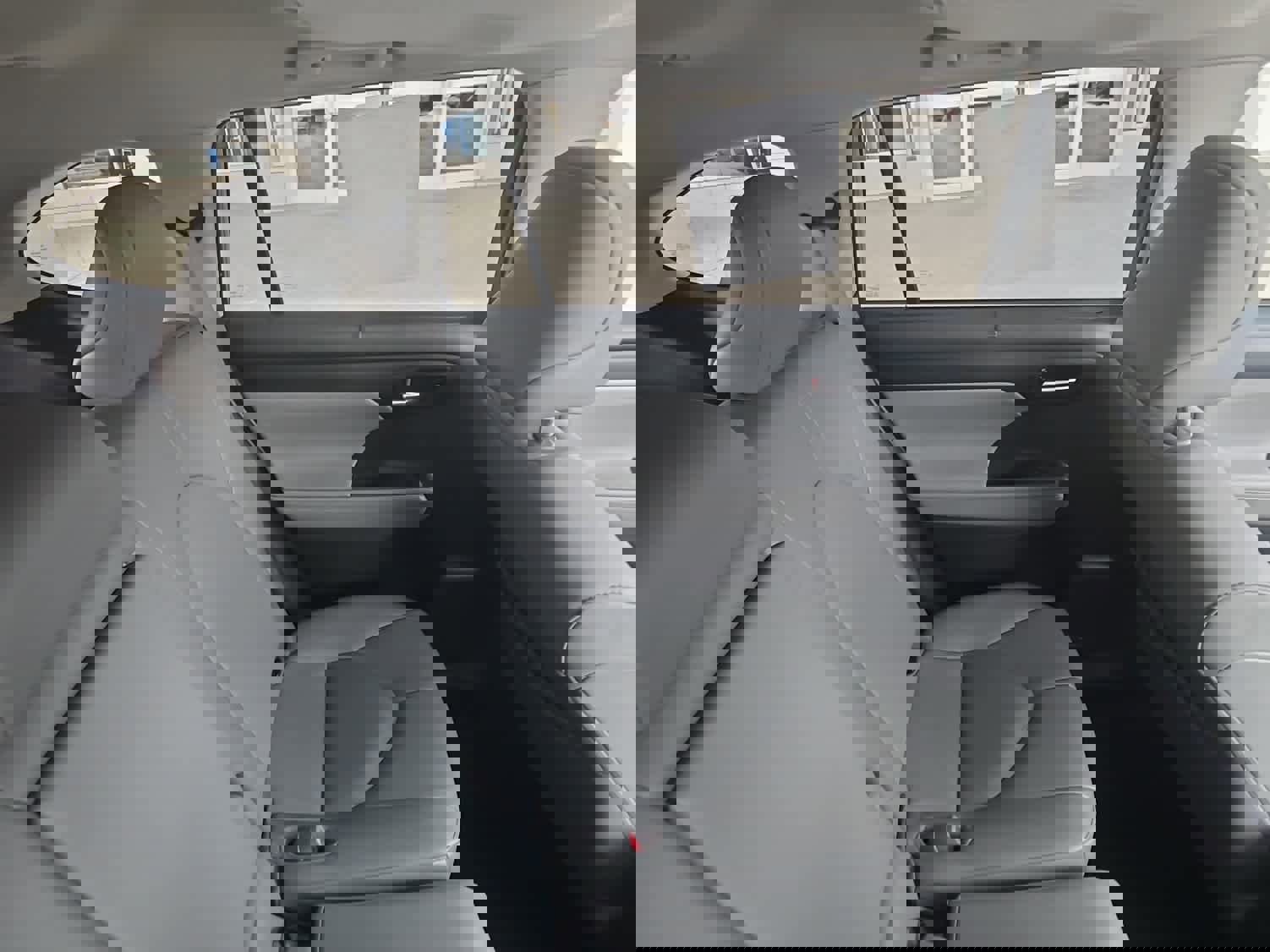 Used 2023 Toyota Highlander XLE image 20