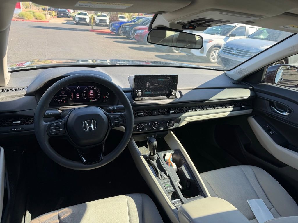 Used 2024 Honda Accord EX image 10
